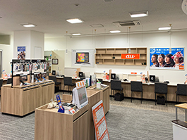 auショップ 新横浜　内観写真